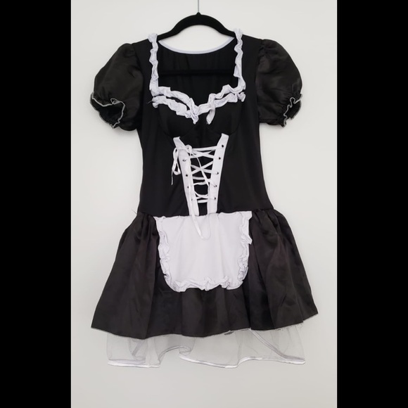 Maid outfit - Picture 1 of 1